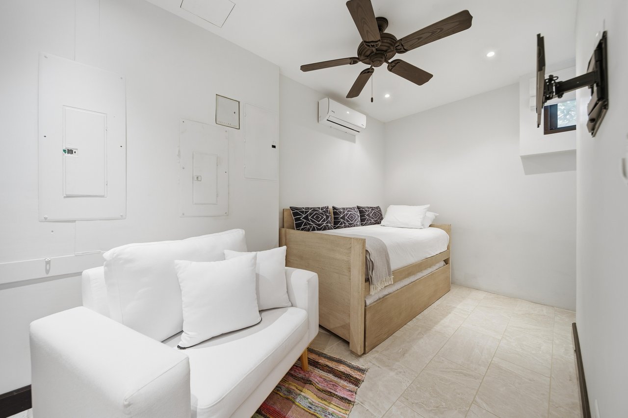 18 Calle La Ronda | Where Everyday Feels Like a Holiday