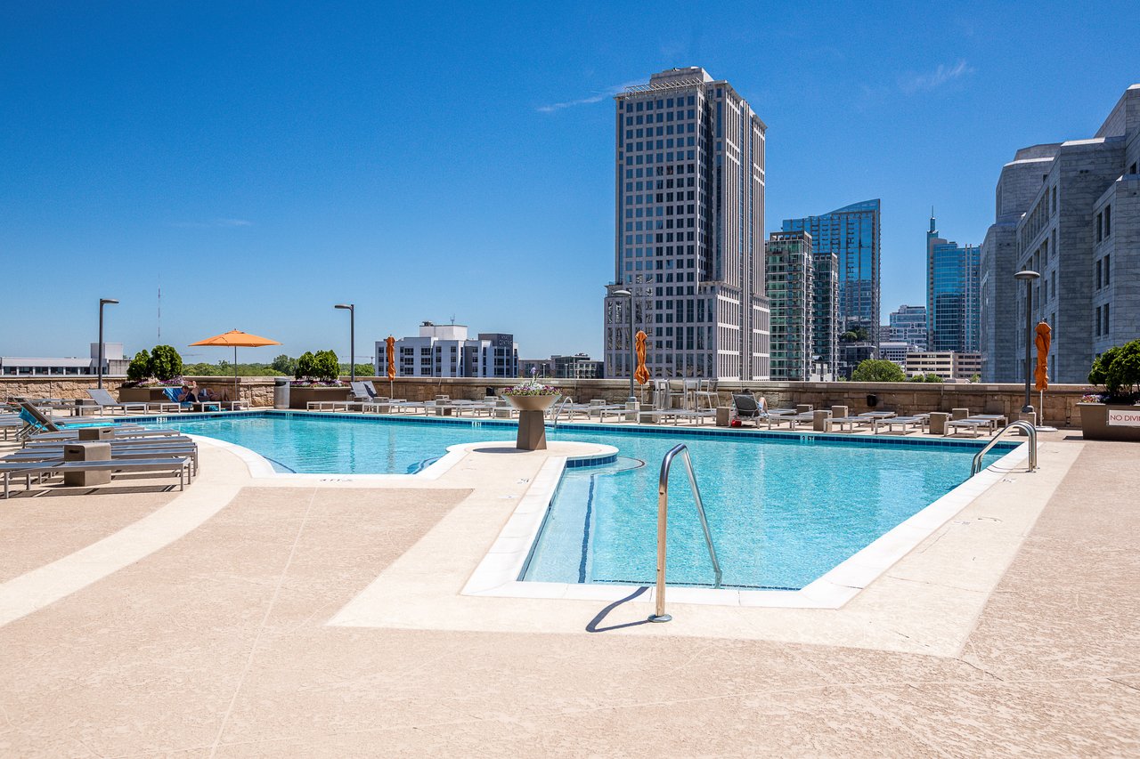 1080 Peachtree Street NE Unit 3215