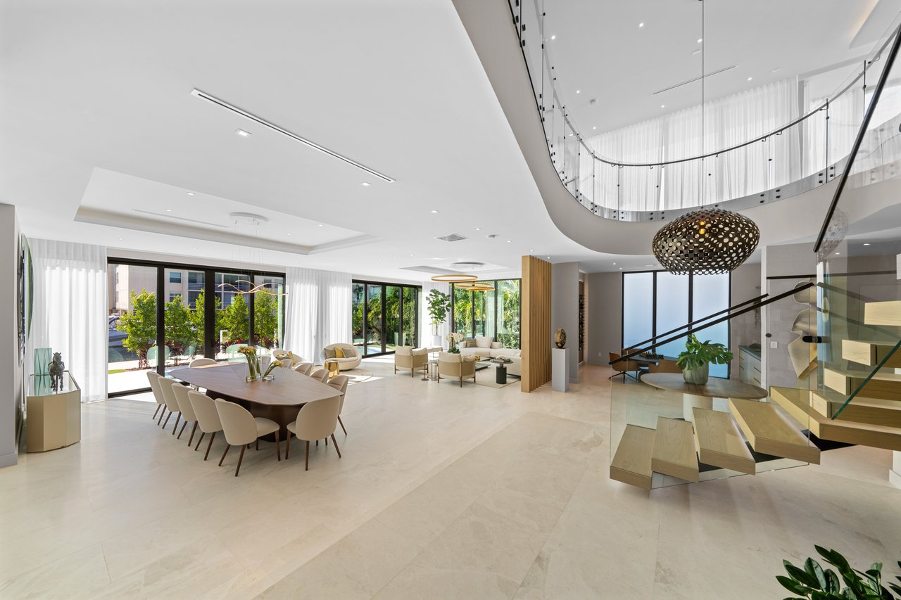 2950 NE 164th Street