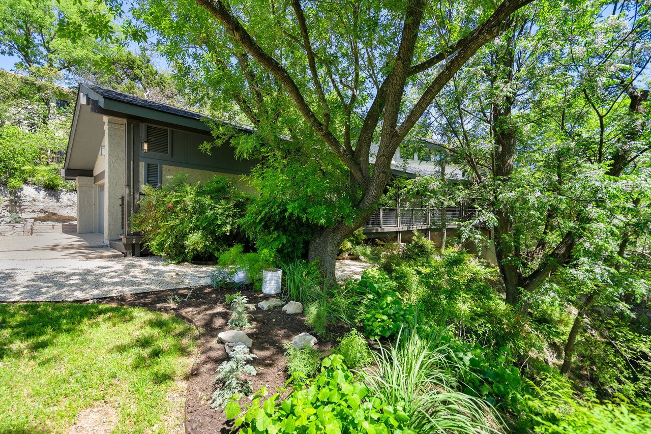SOLD by Northwest Hills #1 Team: 7602 Rim Cove - Luxury Estate on Nearly an Acre