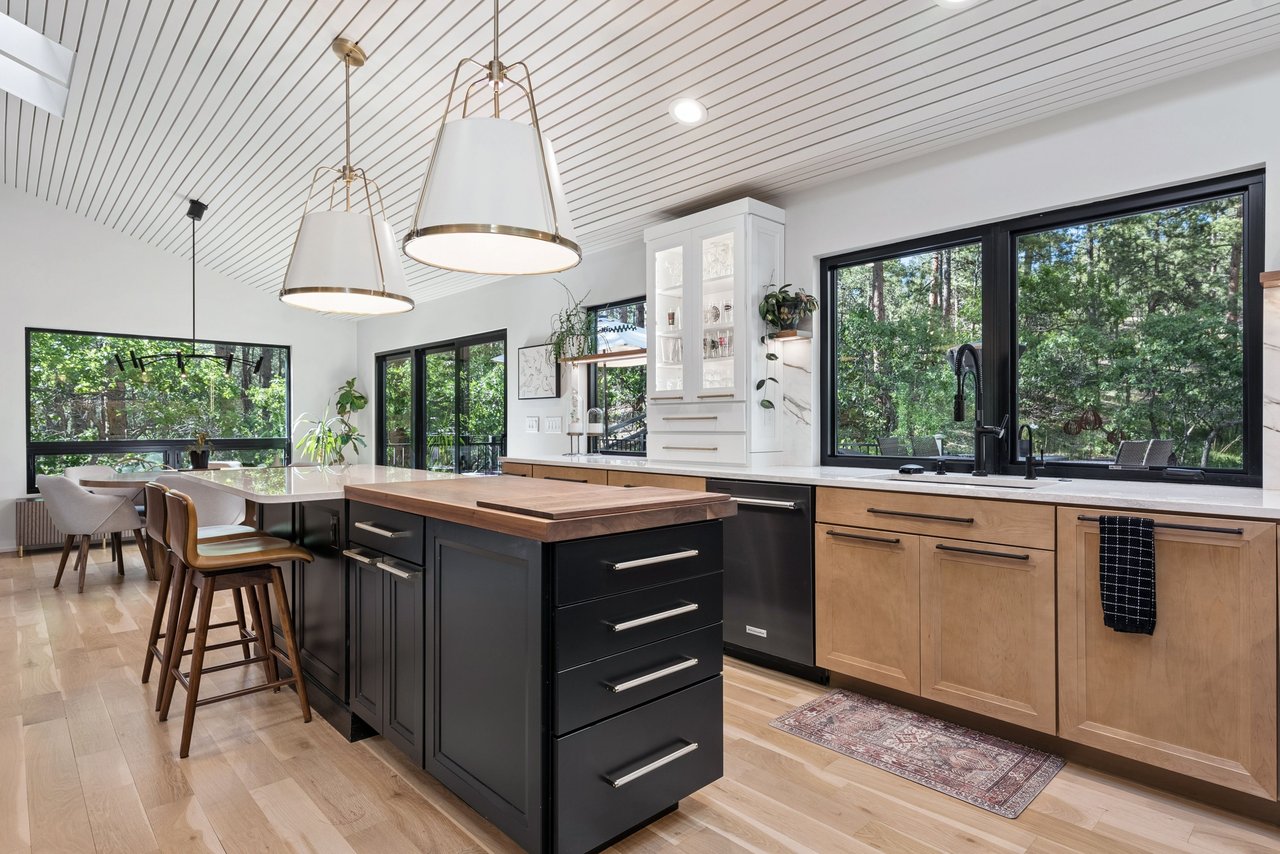 2110 Craig Drive