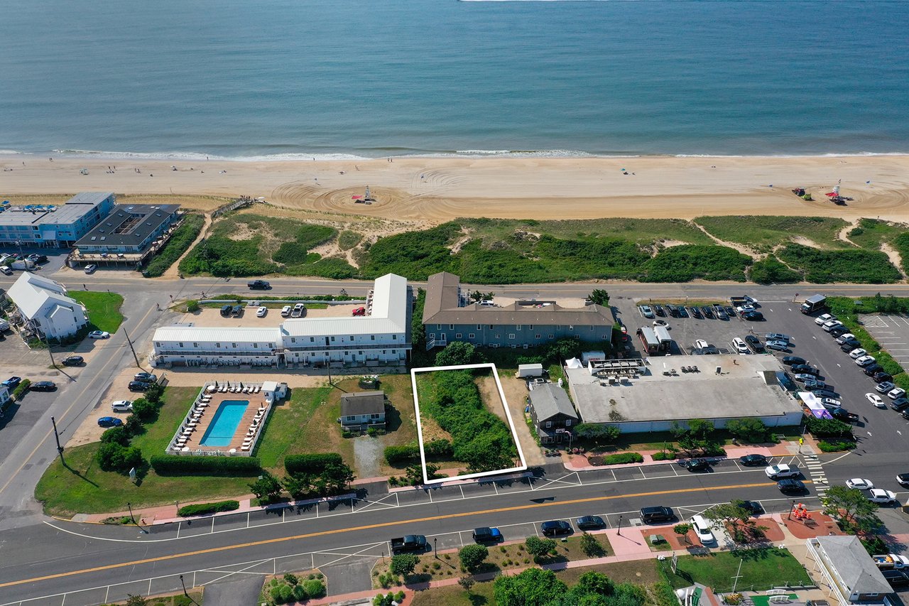 664 Montauk Highway, Montauk