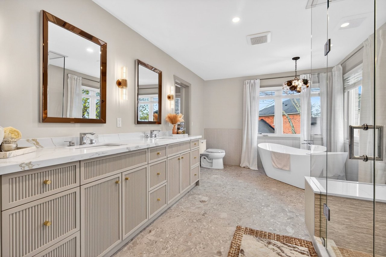 Grand Tyandaga Estate