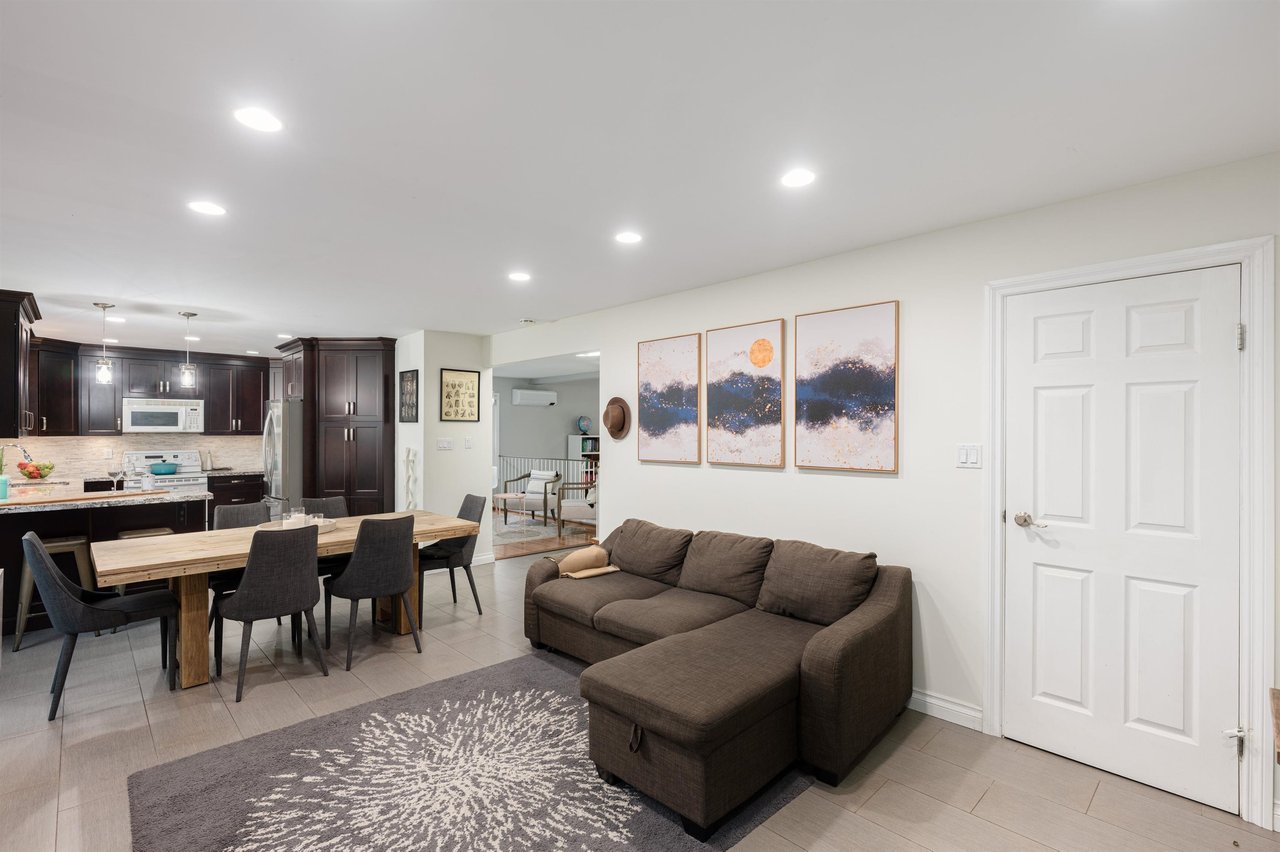1005 Alpine Pl