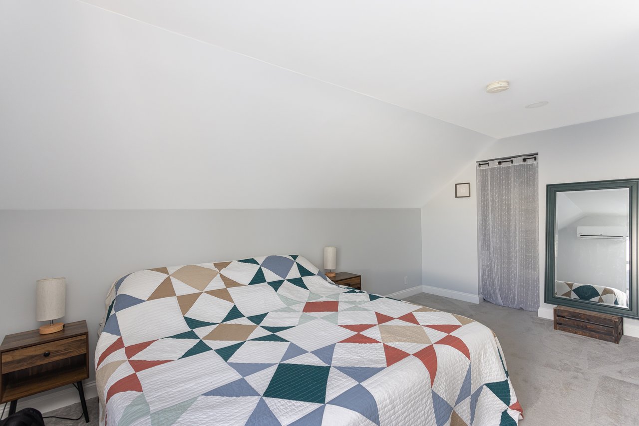 2 Linden Street, Middletown, RI 02842