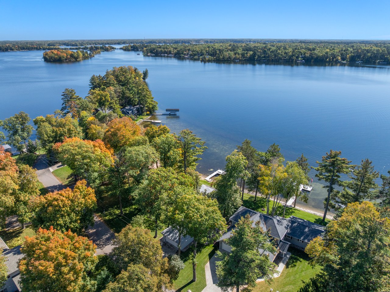 Charming, Southfacing Cabin with Sandy Beach on the Whitefish Chain