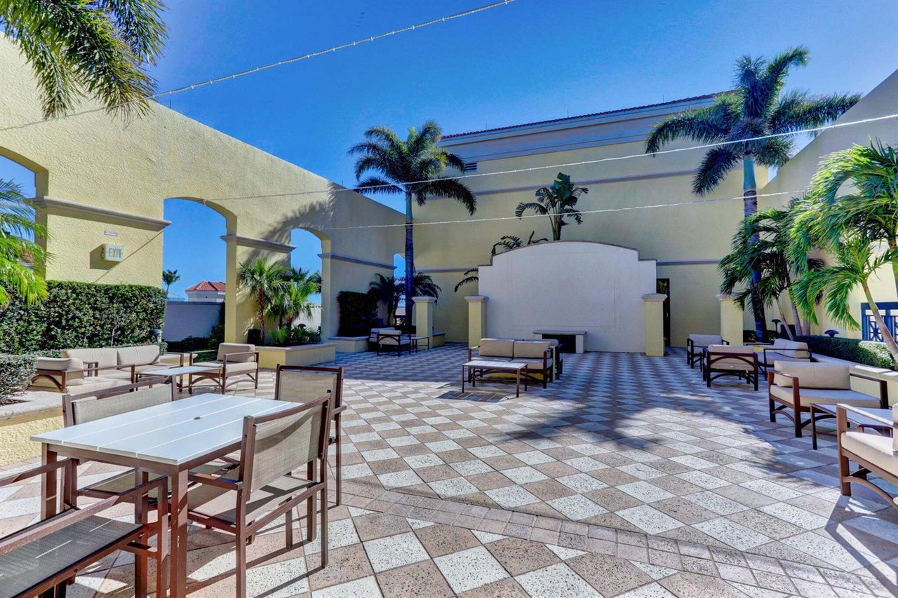 Two City Plaza Condo Unit 511