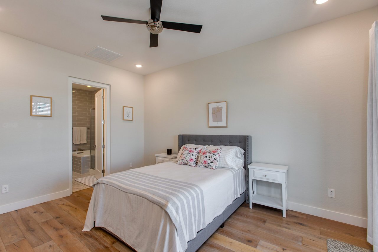 6565 E Thomas Rd. #1142