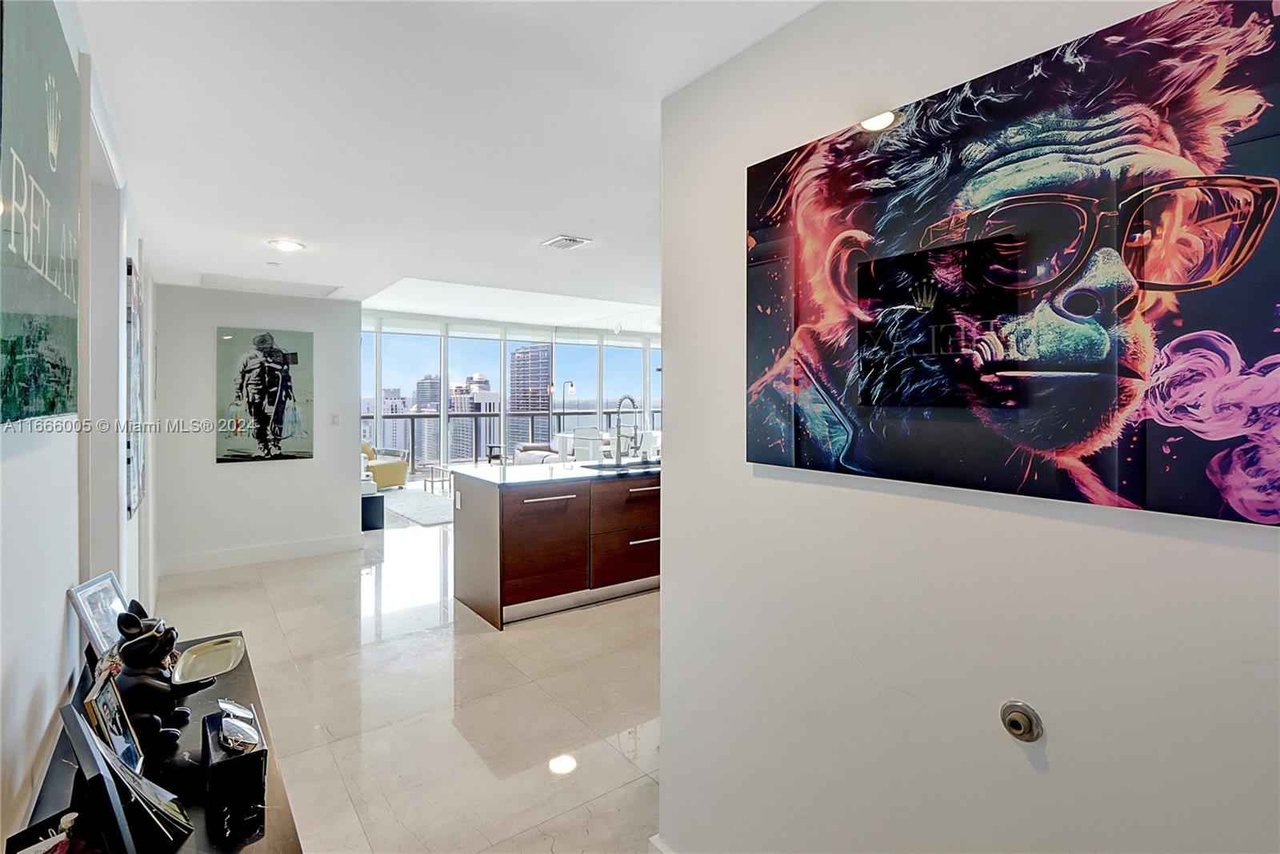 495 Brickell Ave Unit 5011