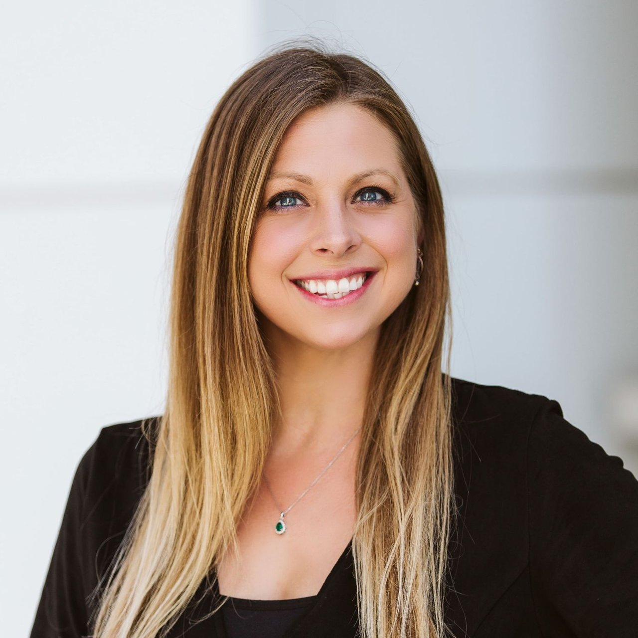Lauren Mock Phoenix, AZ Real Estate Agent Headshot