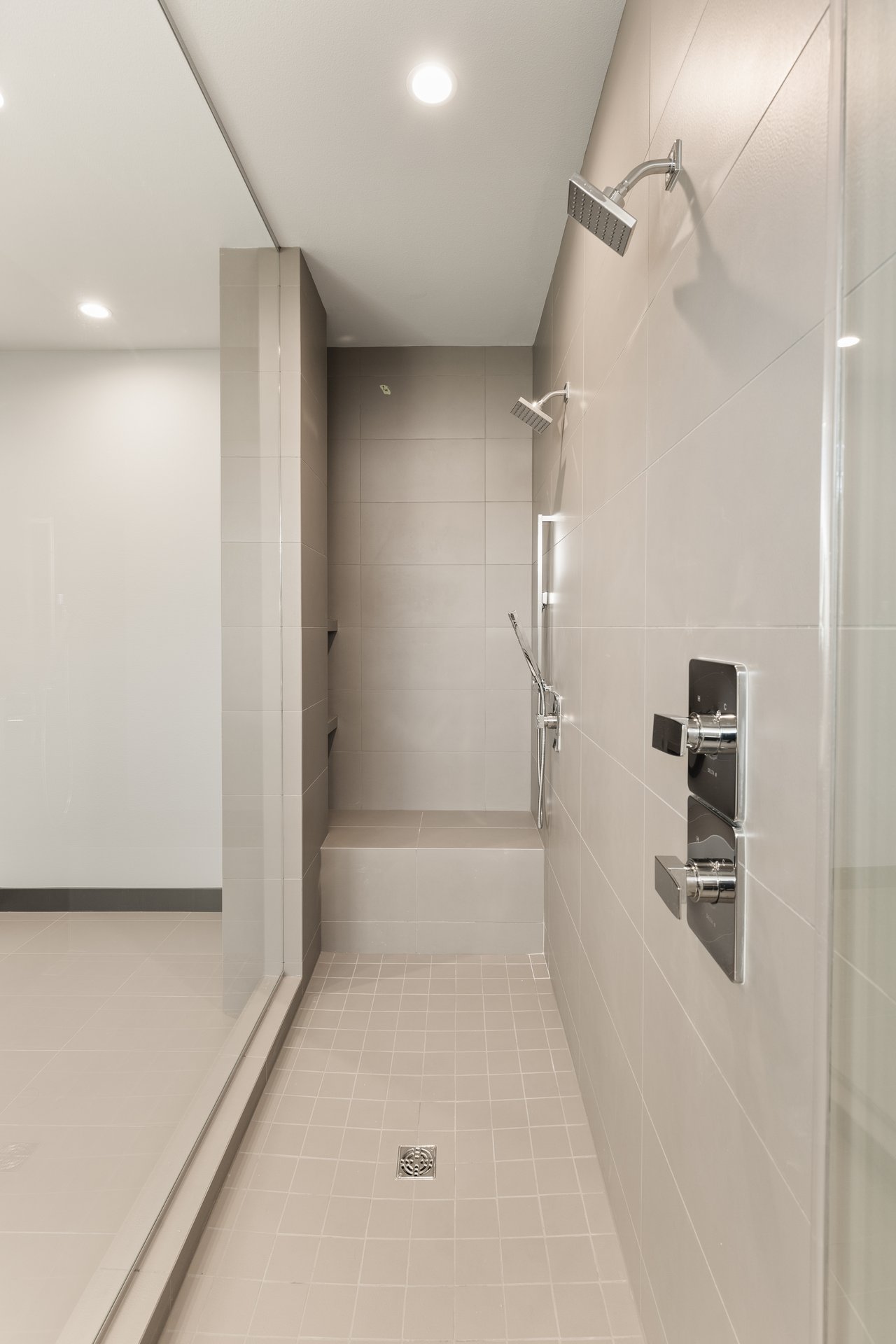 36 Rainbow Point Place