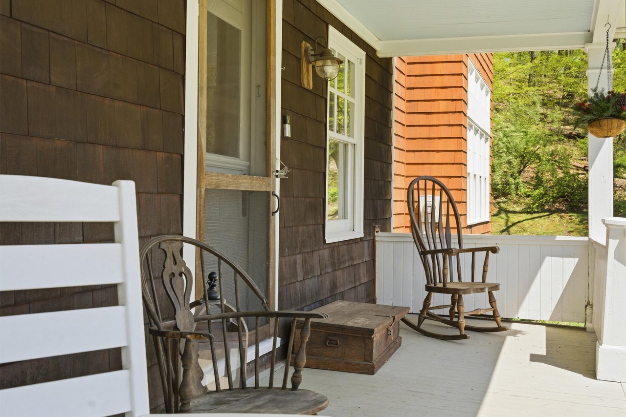 12 COLD SPRINGS ROAD