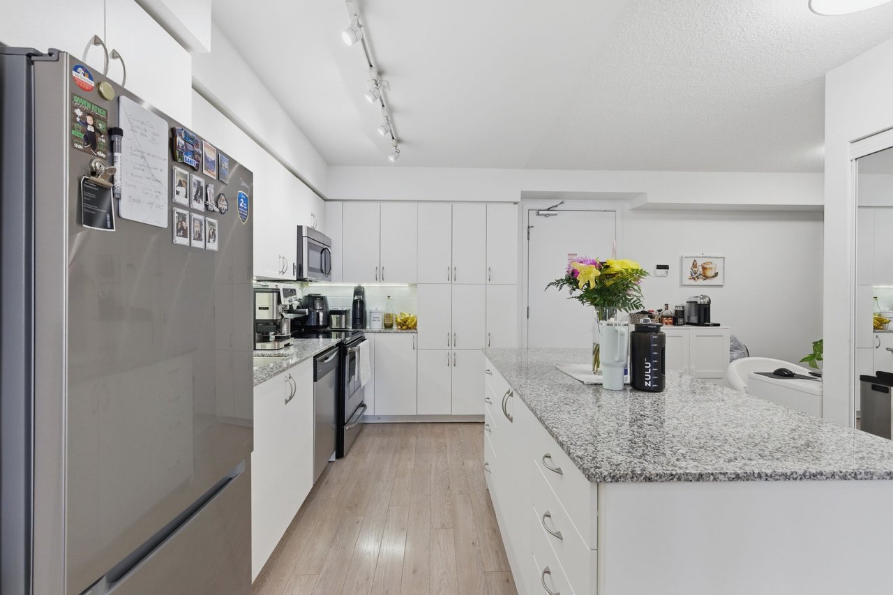 800 Lawrence Ave W Unit 304