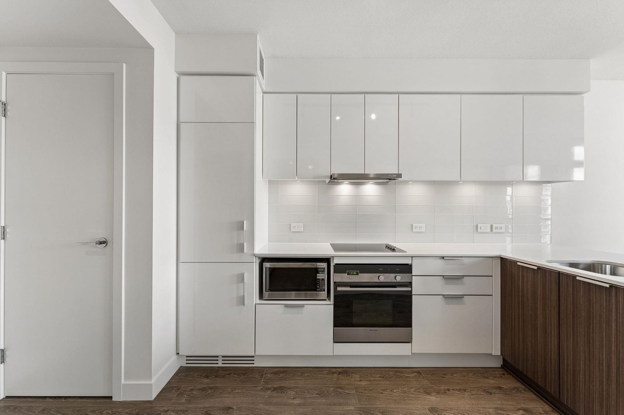 2705-1308 Hornby St Unit: 2705