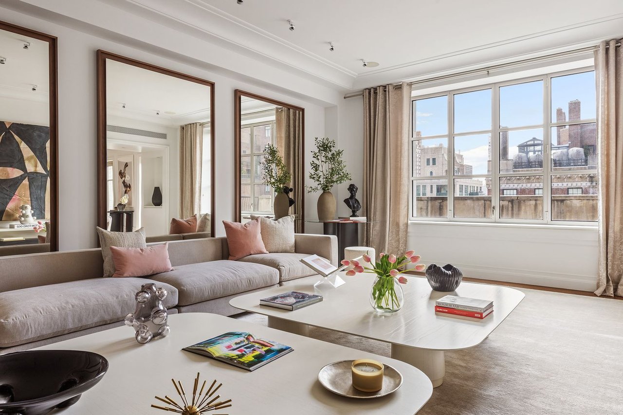 135 E 79th St PH 15E