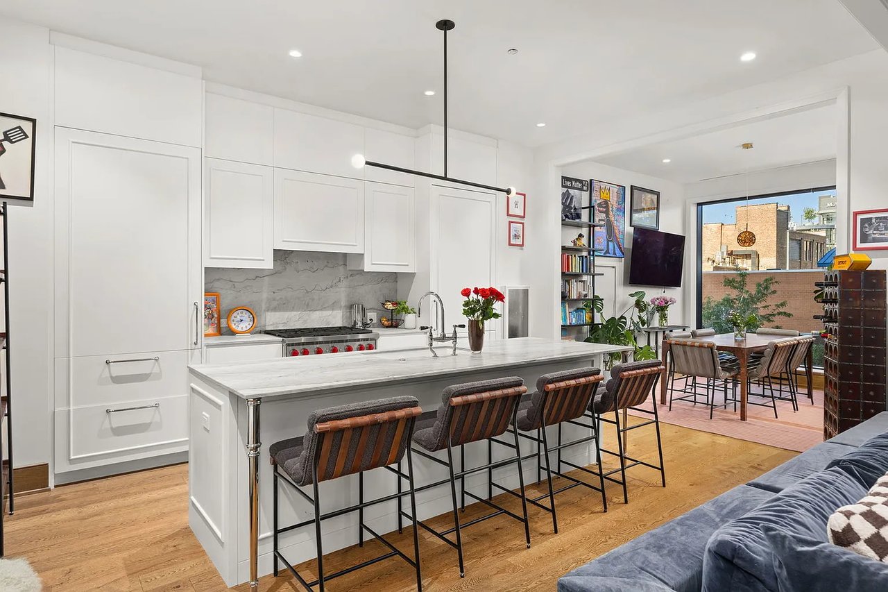21 N May St, #405