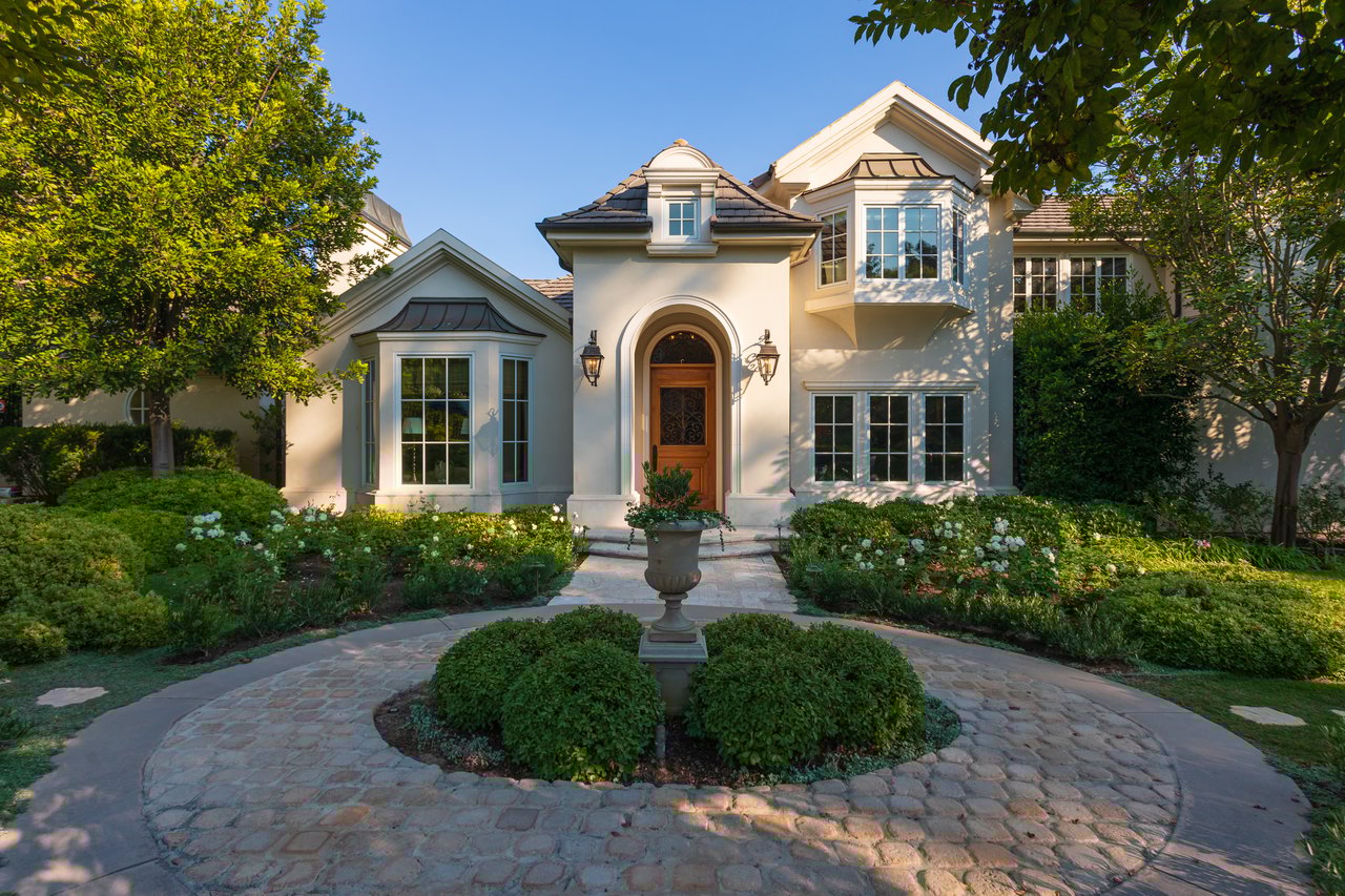 30602 Hunt Club Dr