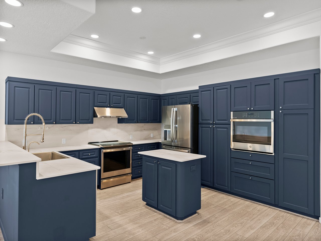 12632 OAK HOLLOW CT
