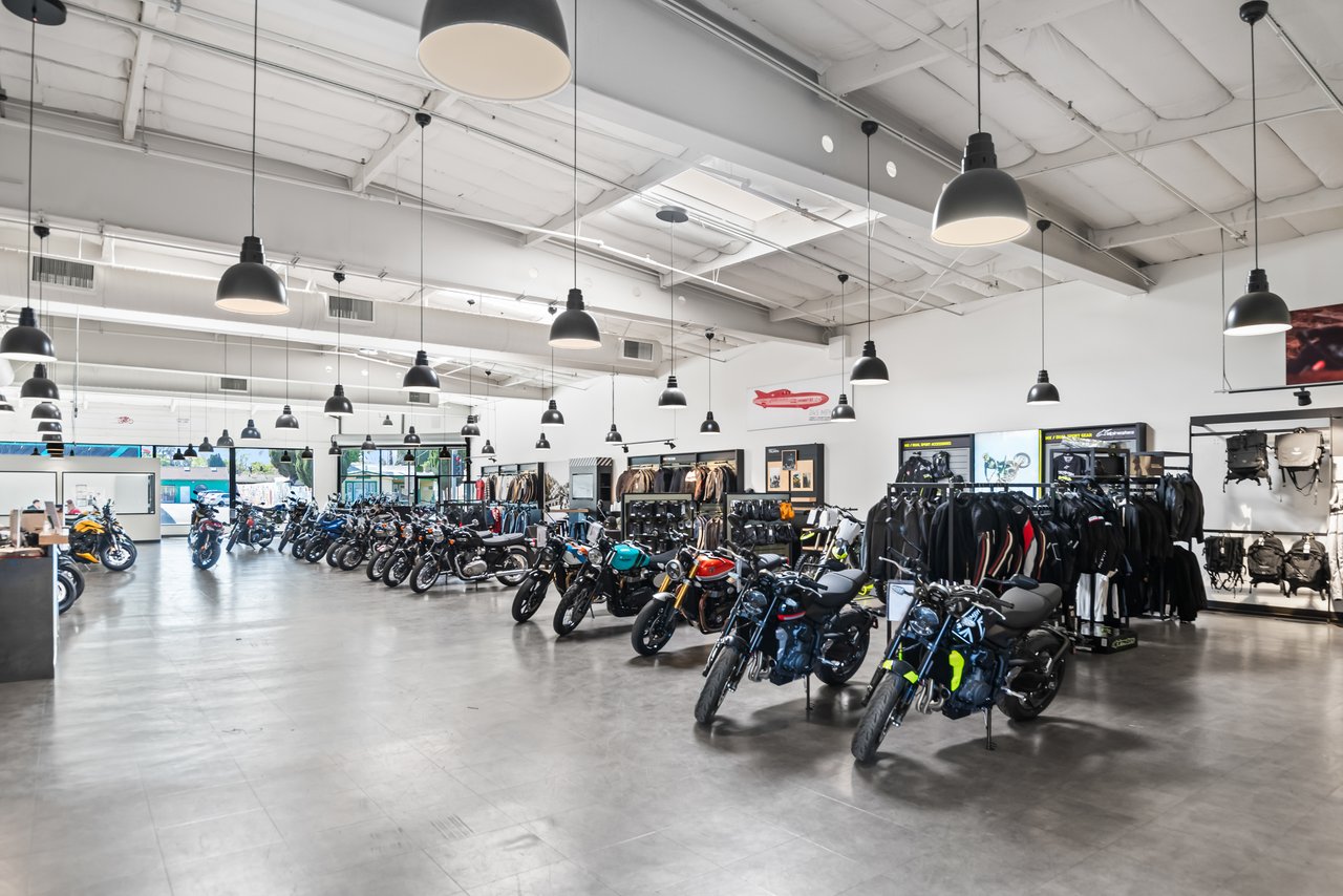 2 AUTO DEALERSHIP BUILDINGS FOR SALE