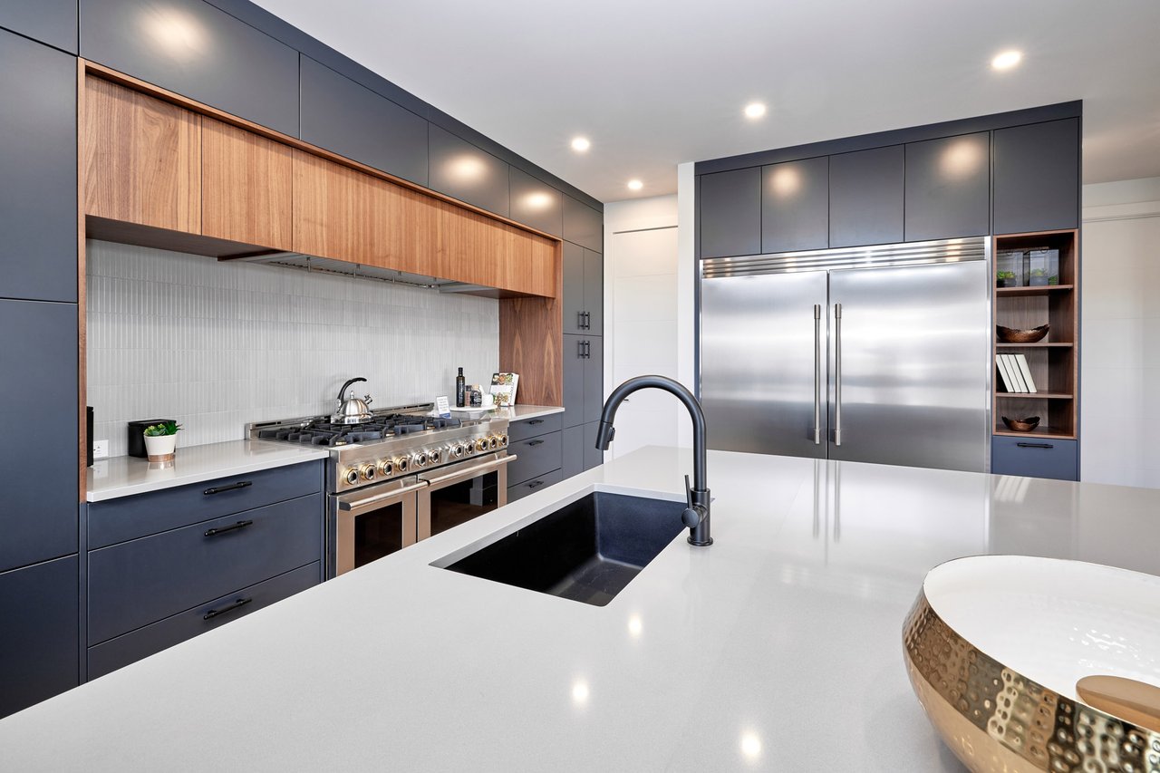 218 Aspen Summit Place SW