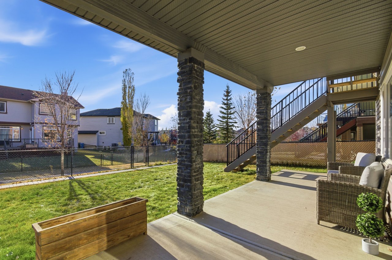 71 Panatella View NW