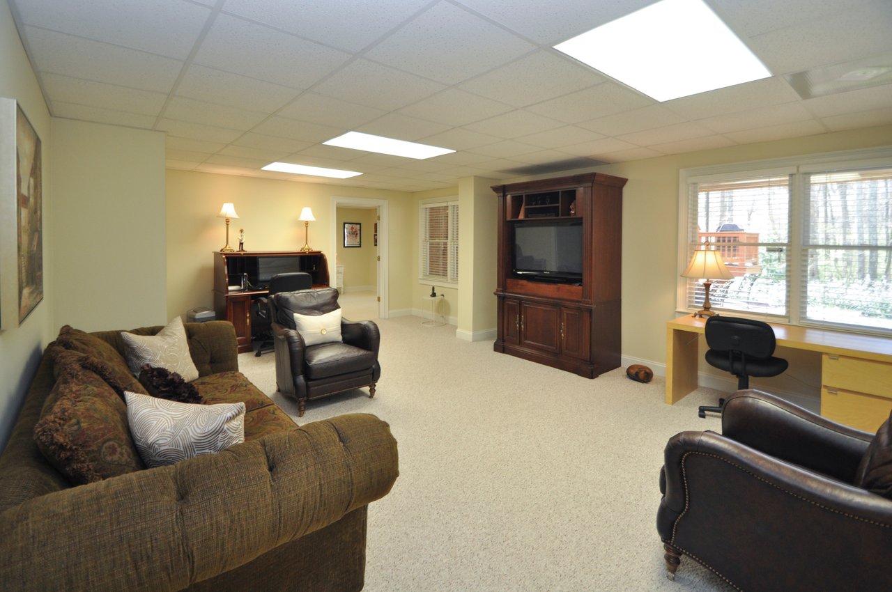 Just Reduced!! 1081 Nona Drive, Athens, Georgia