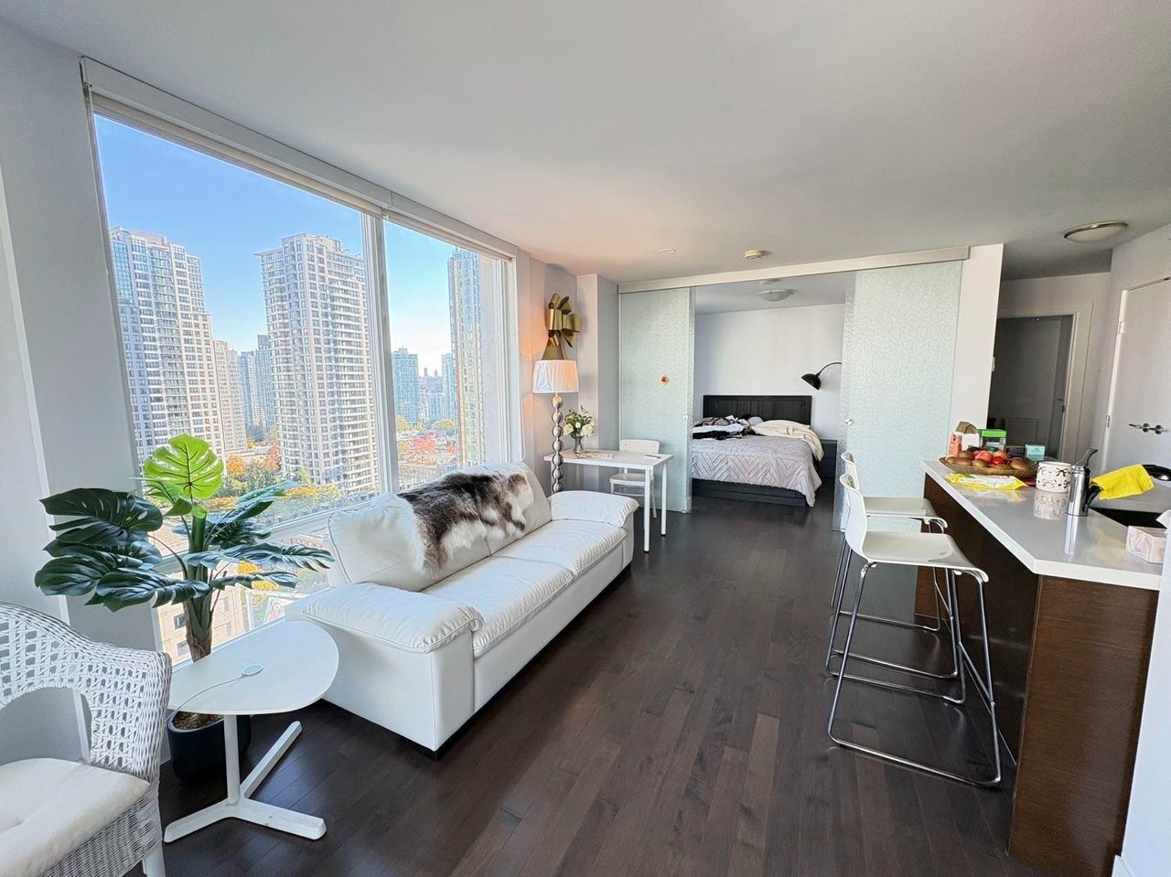 535 Smithe St, #1203