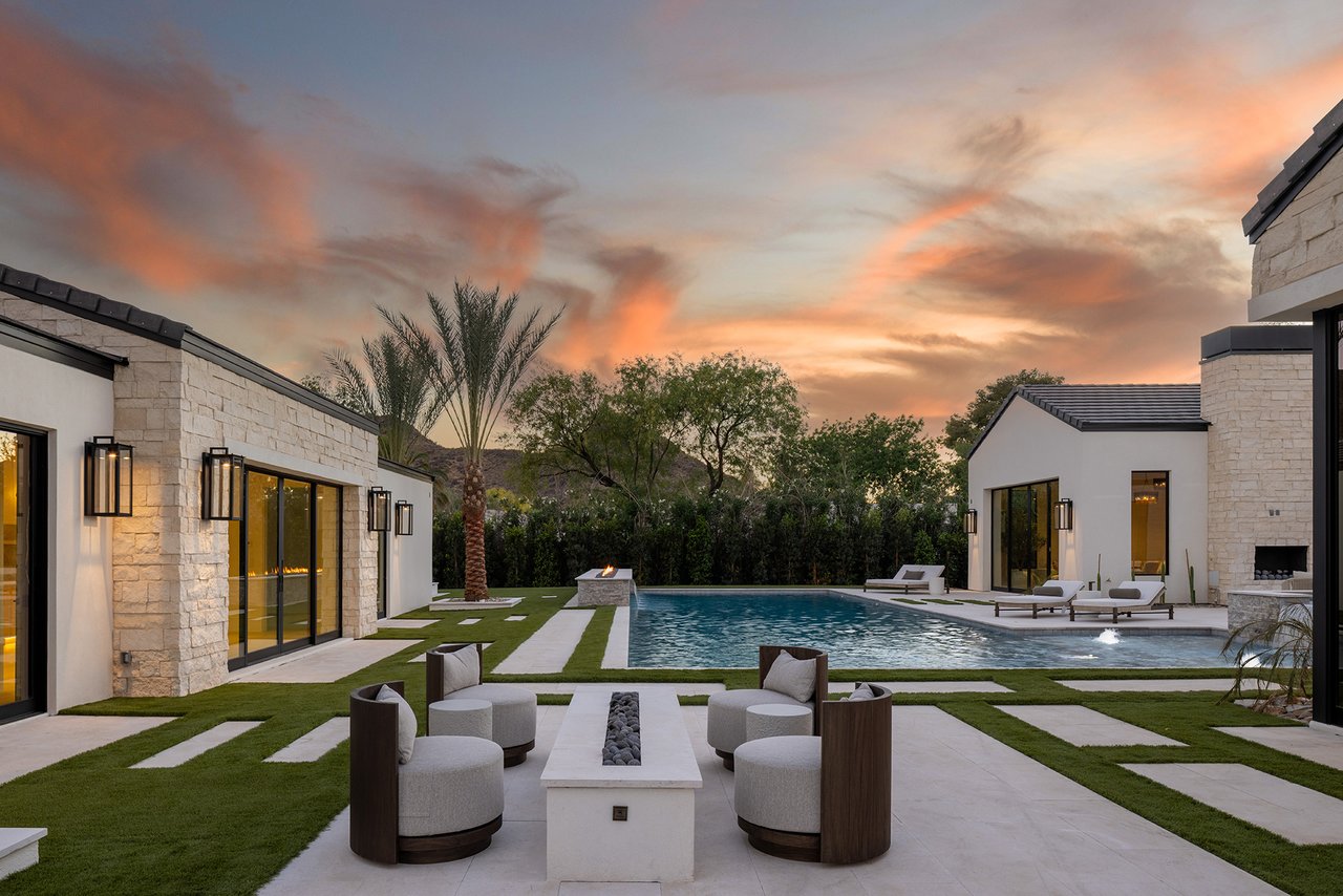 5717 E VIA LOS RANCHOS