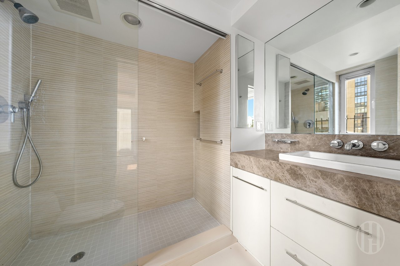 400 East 52nd Street 