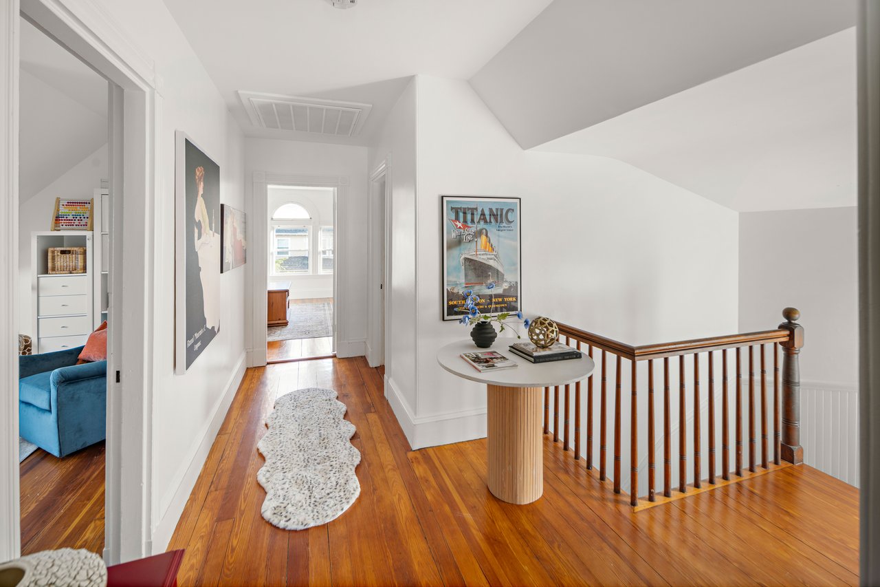 A Captivating Victorian Condo in A Fantastic Neighborhood