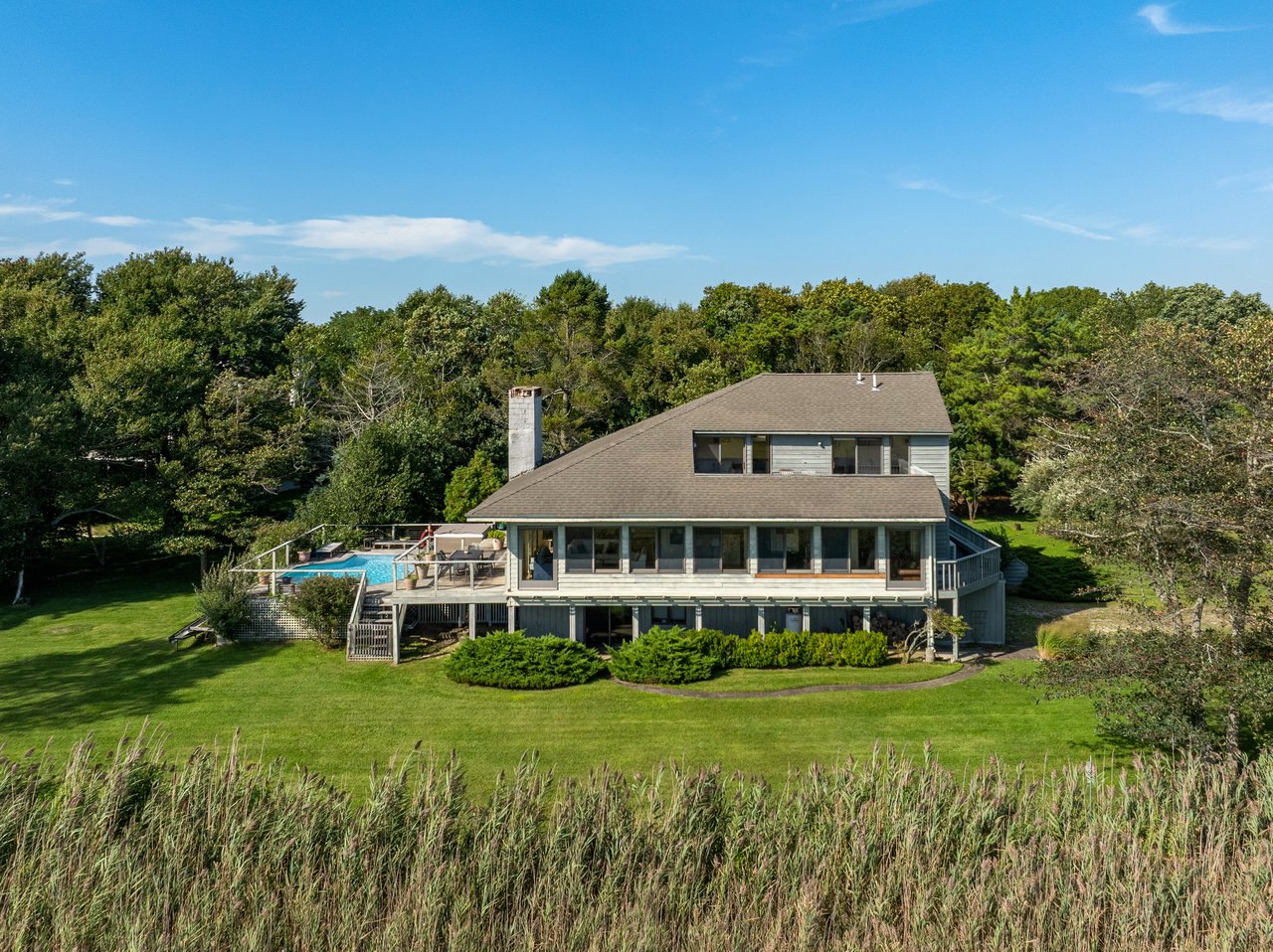 Bayward: The Hamlet’s Most Remarkable Water Views