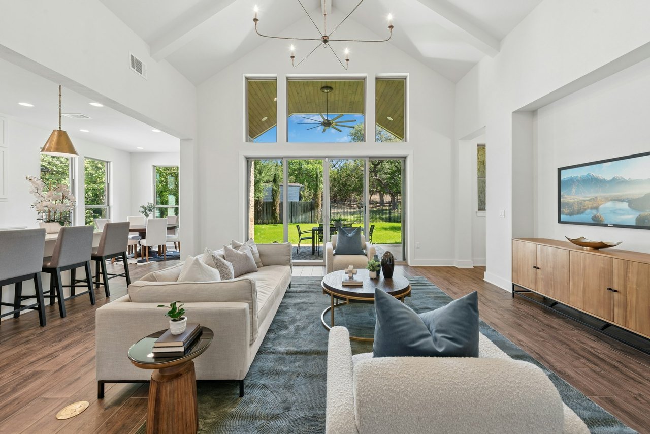 Pre-MLS Open House Sunday 4/19 2-5 PM!