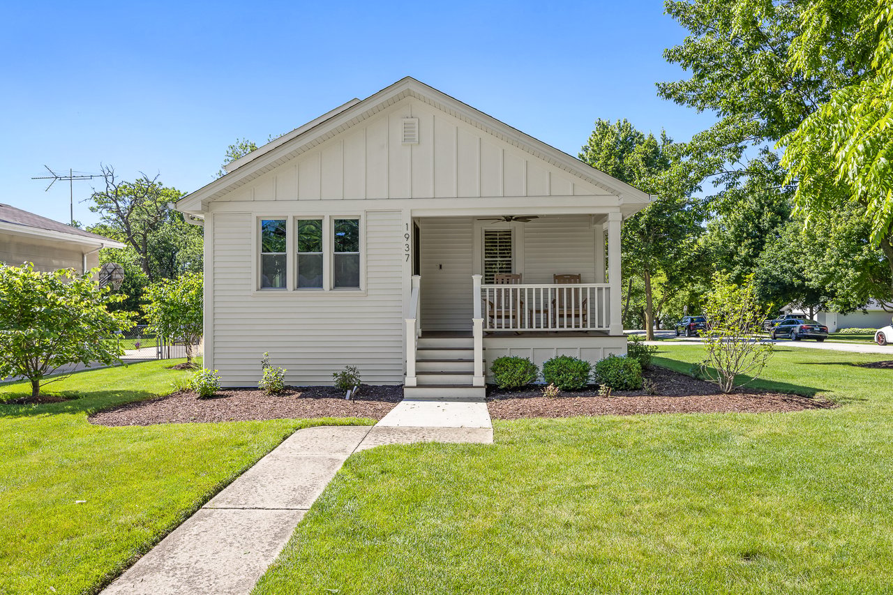1937 Hitchcock Ave 