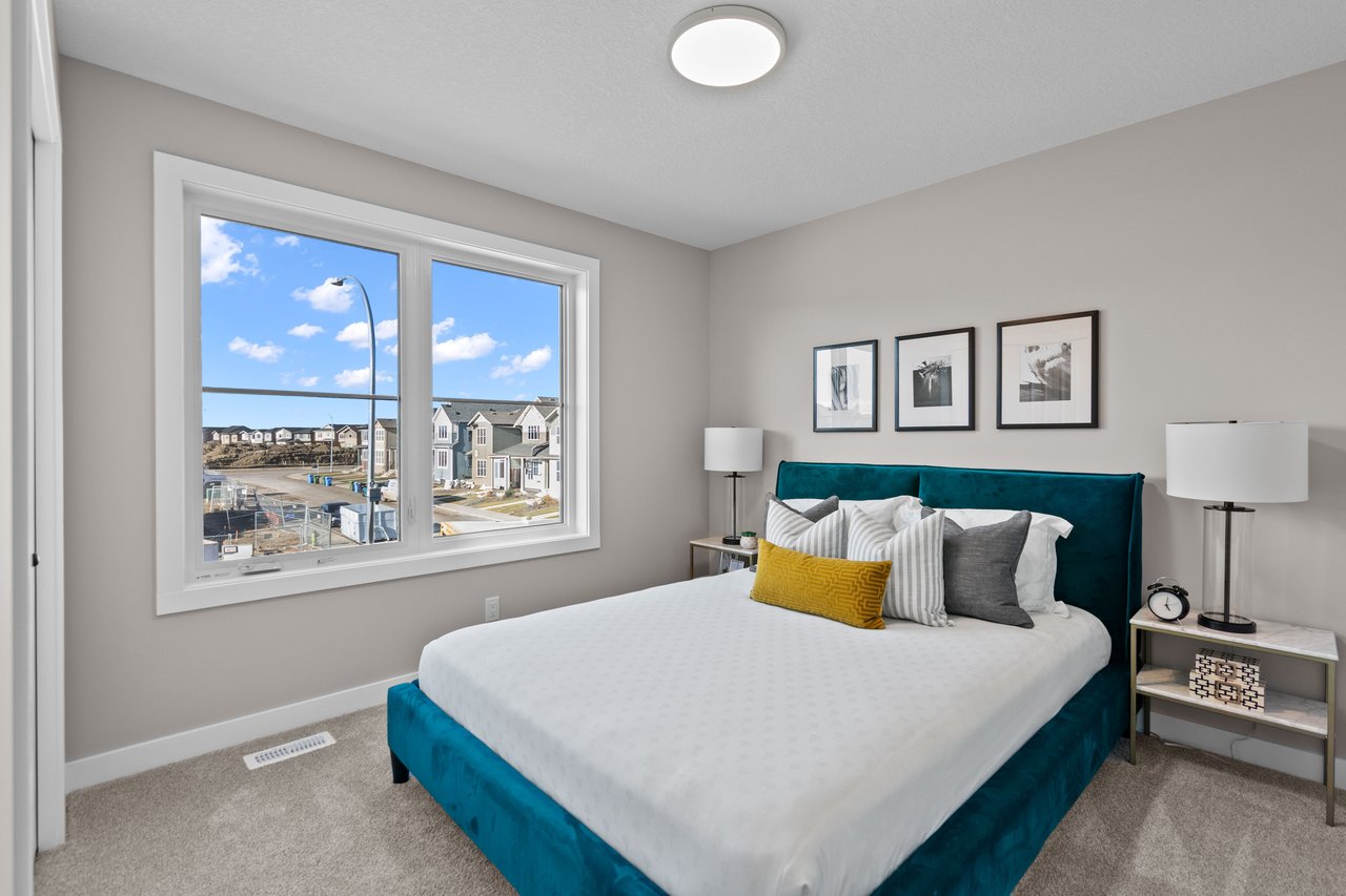 155 Belvedere Crescent SE