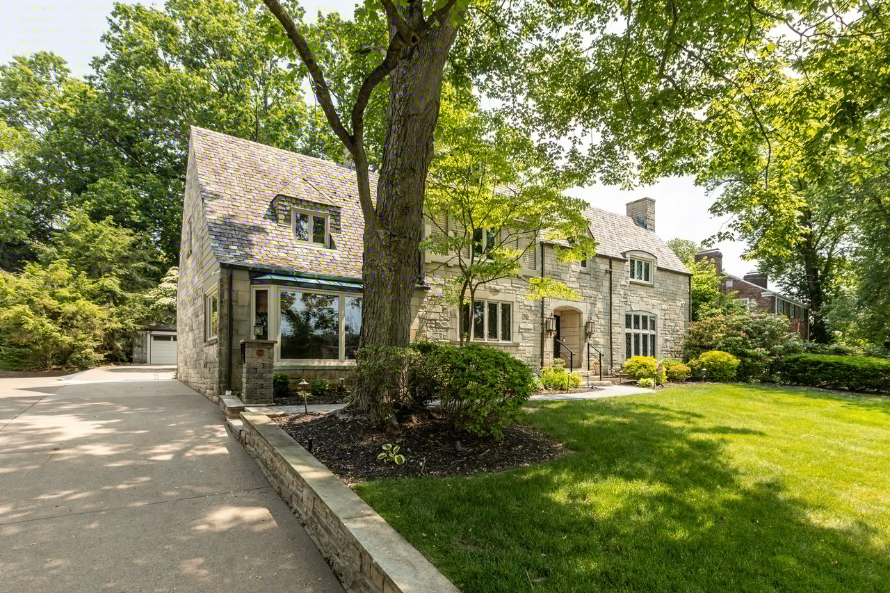 694 Valleyview Road