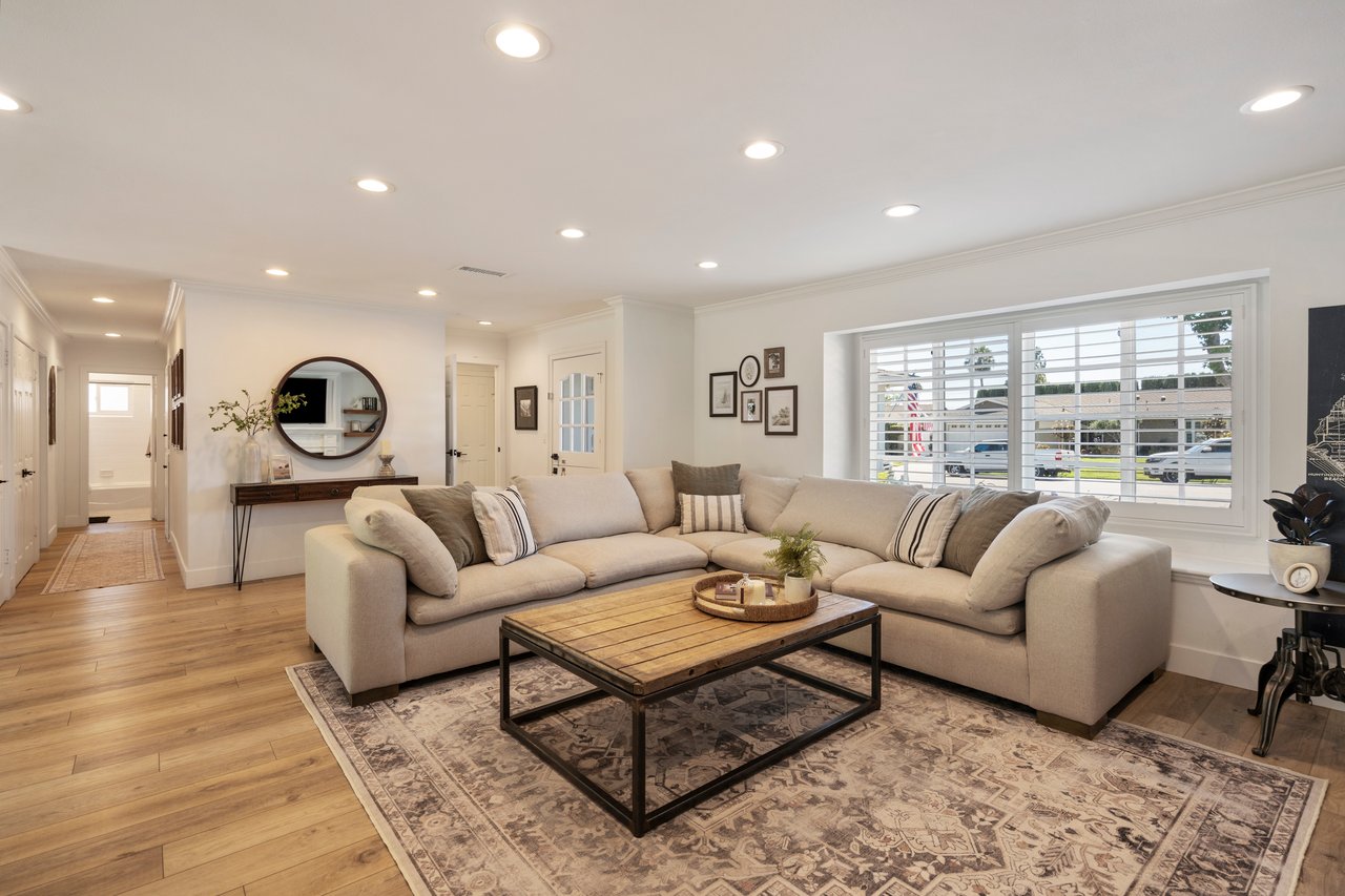 4522 Loganview Drive