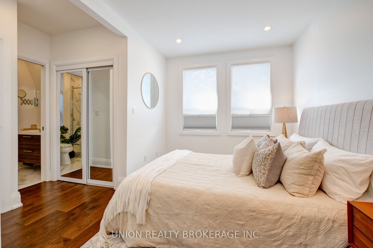 61 Herbert Ave