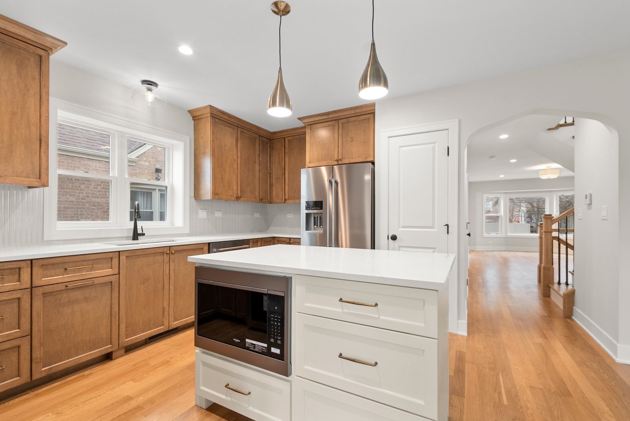 10308 South Spaulding