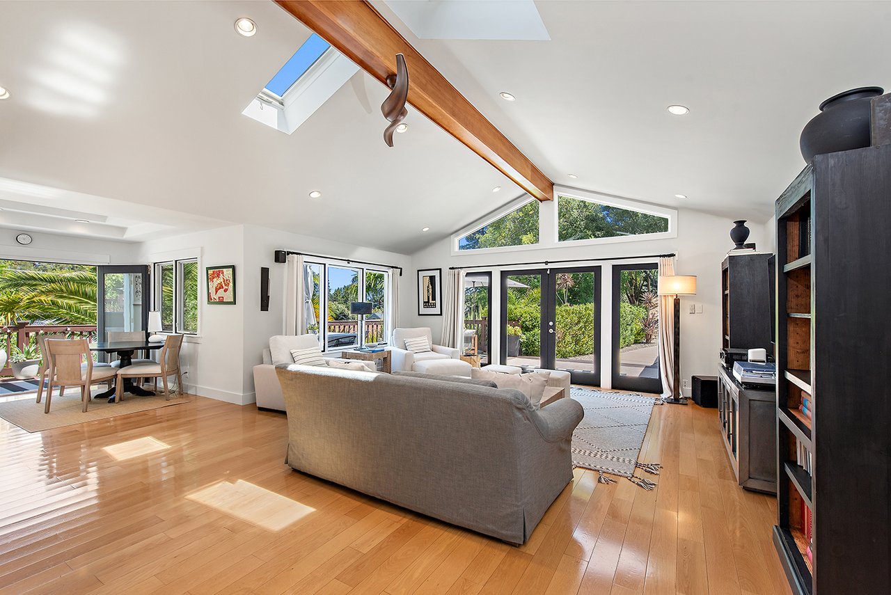 17 Nassau Ct