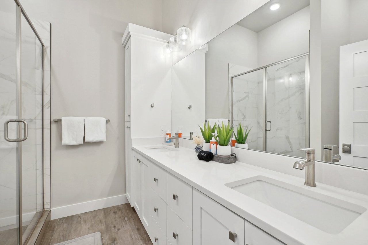 1145 W Helling Circle #304