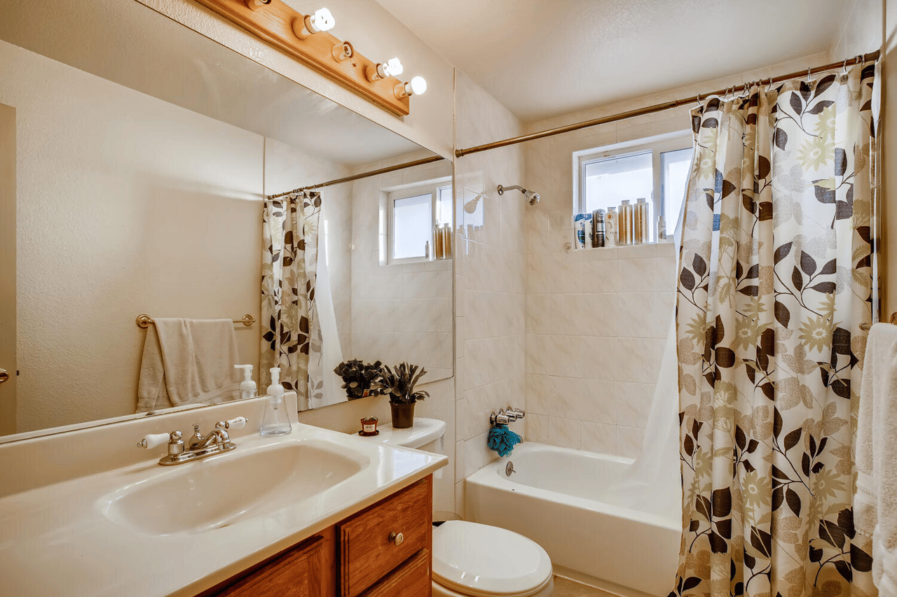 Just Listed: Turnkey Duplex in Great Location