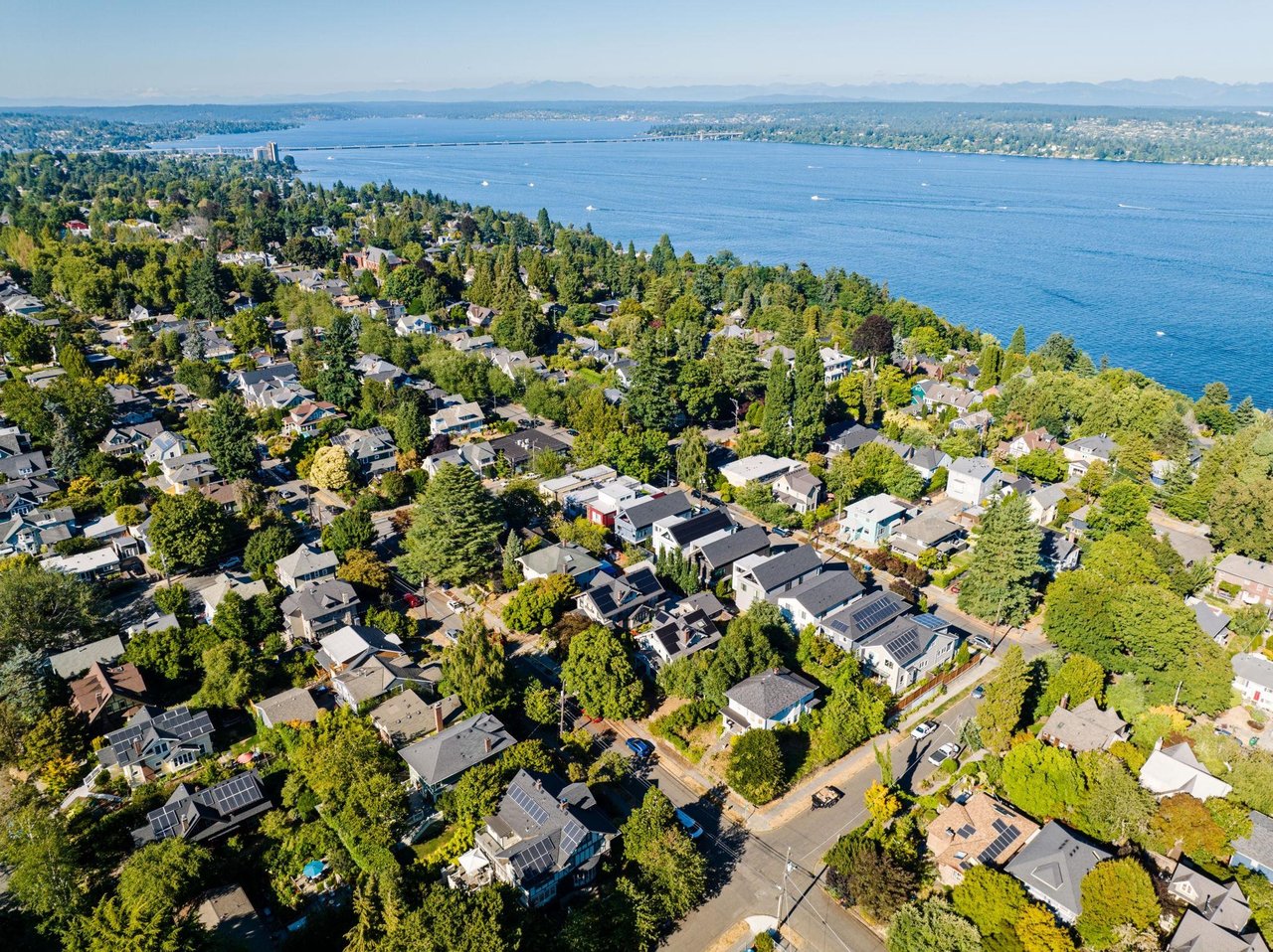 🏡 What Is Actually Happening in the Seattle Housing Market Right Now? (2026 Data Explained)