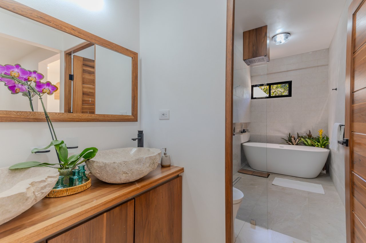 Location,Location, Location – 3-Bedroom Villa Steps from the Beach
