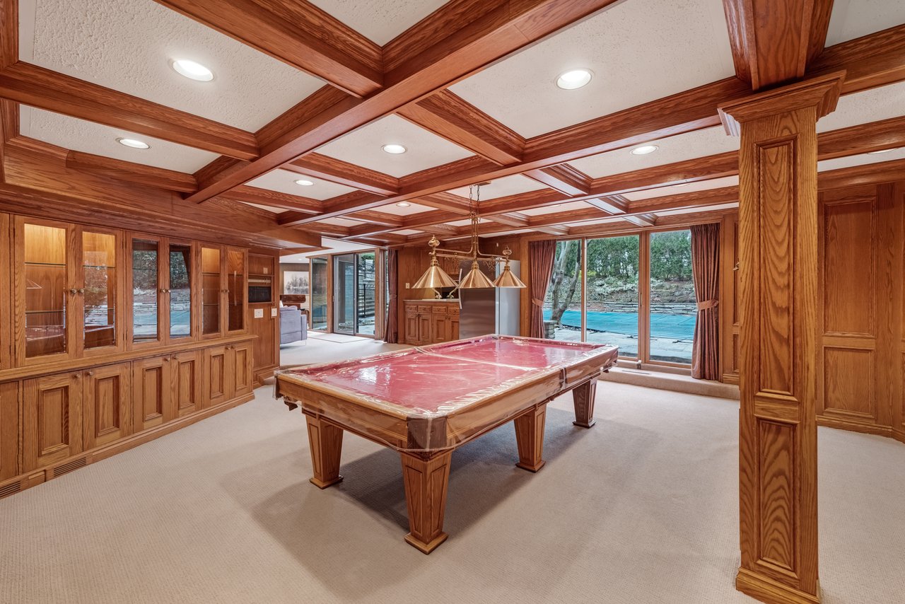 1000 Mississauga Heights Dr