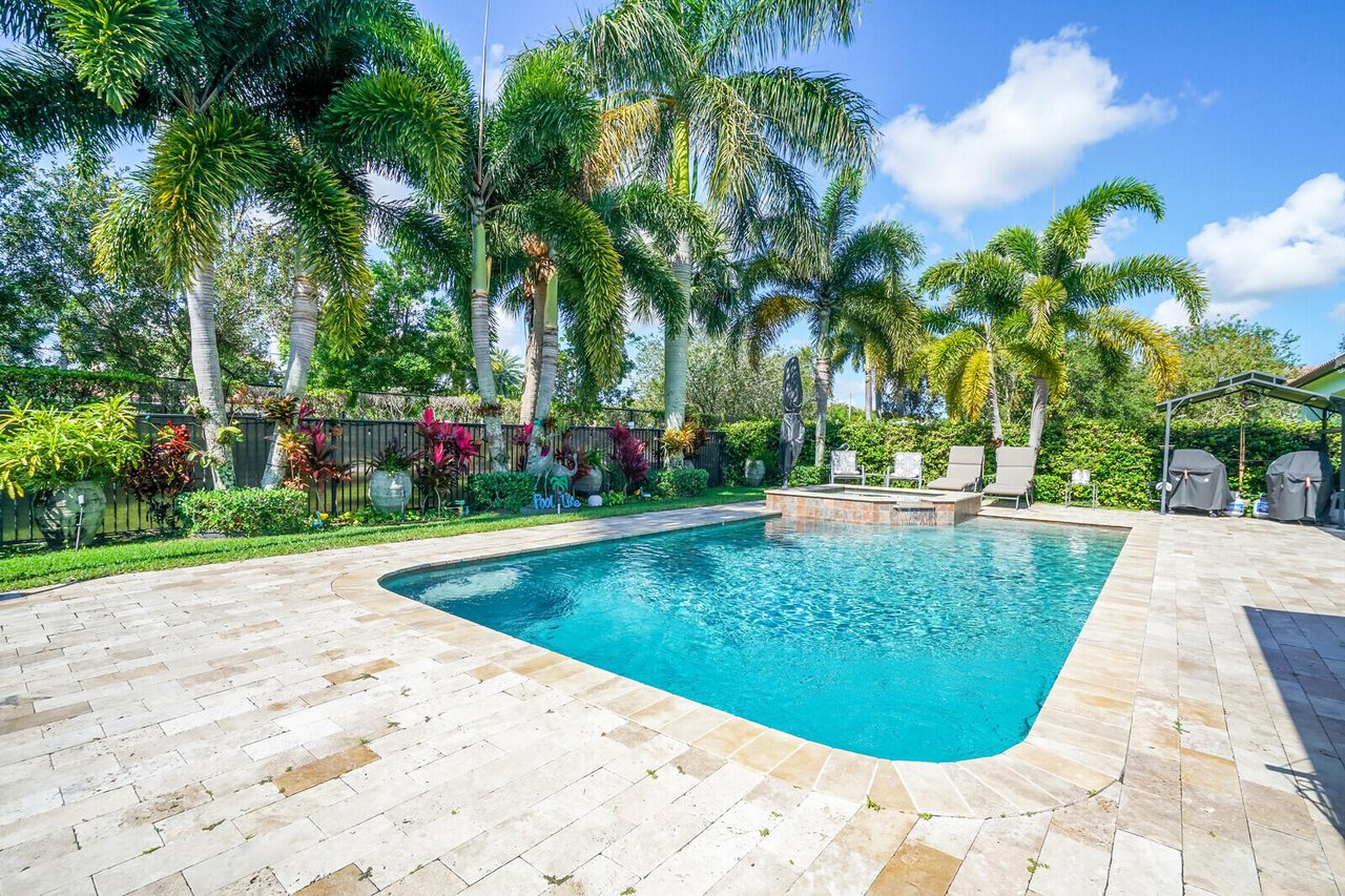 6436 VIREO CT