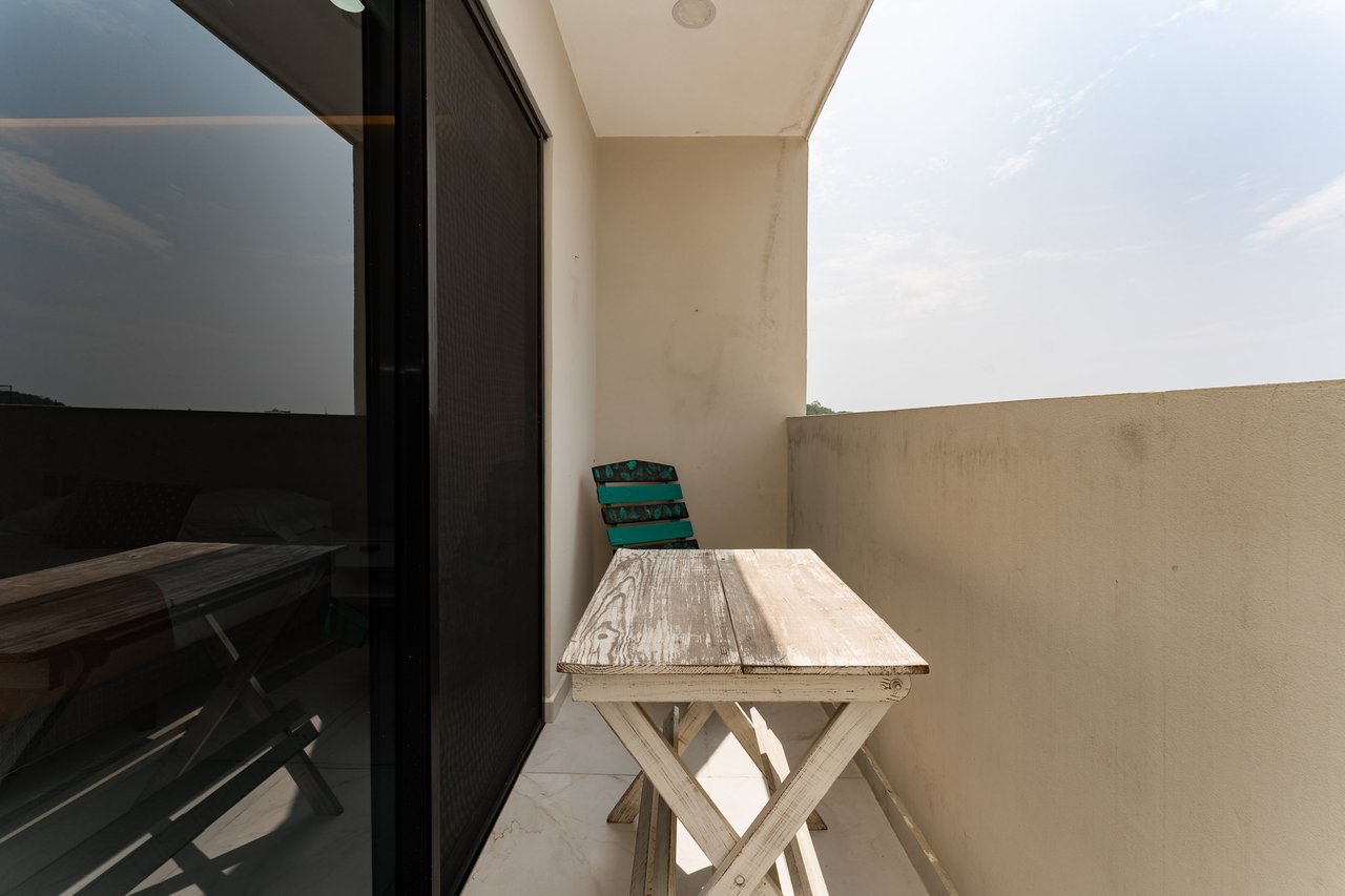 2 Bedroom, Condo, Downtown Condo