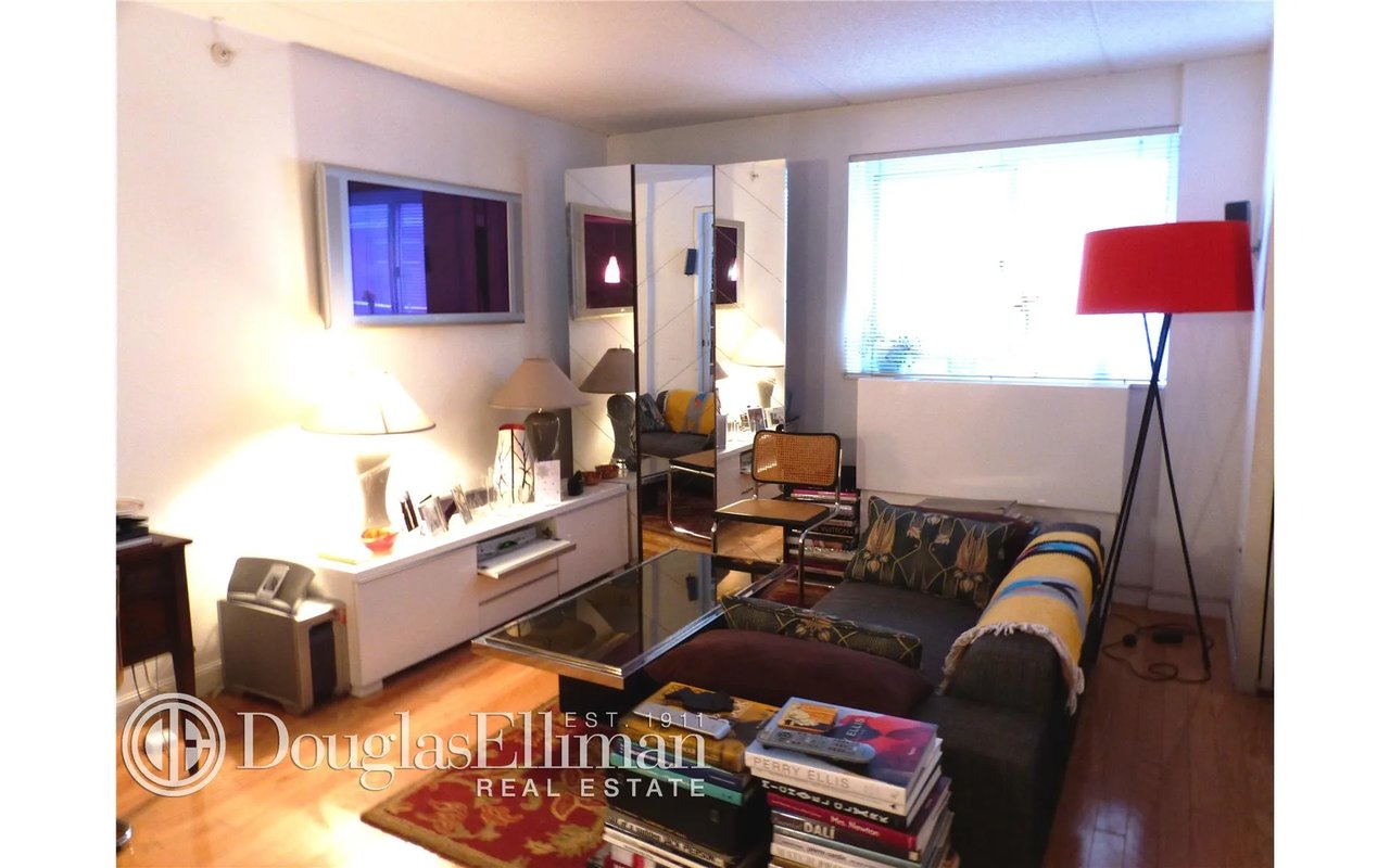 555 West 23rd Street Unit: S3A