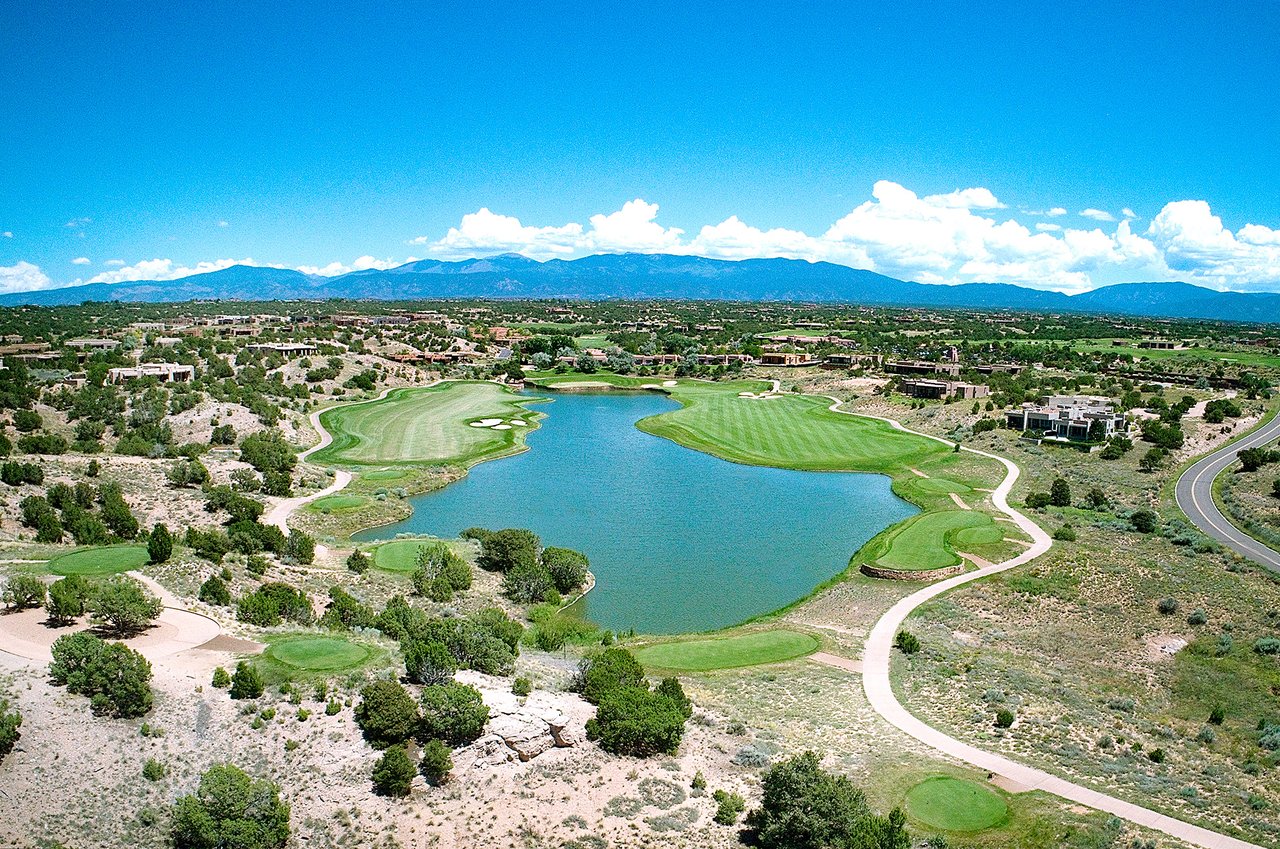 The Top Luxury Communities in Santa Fe