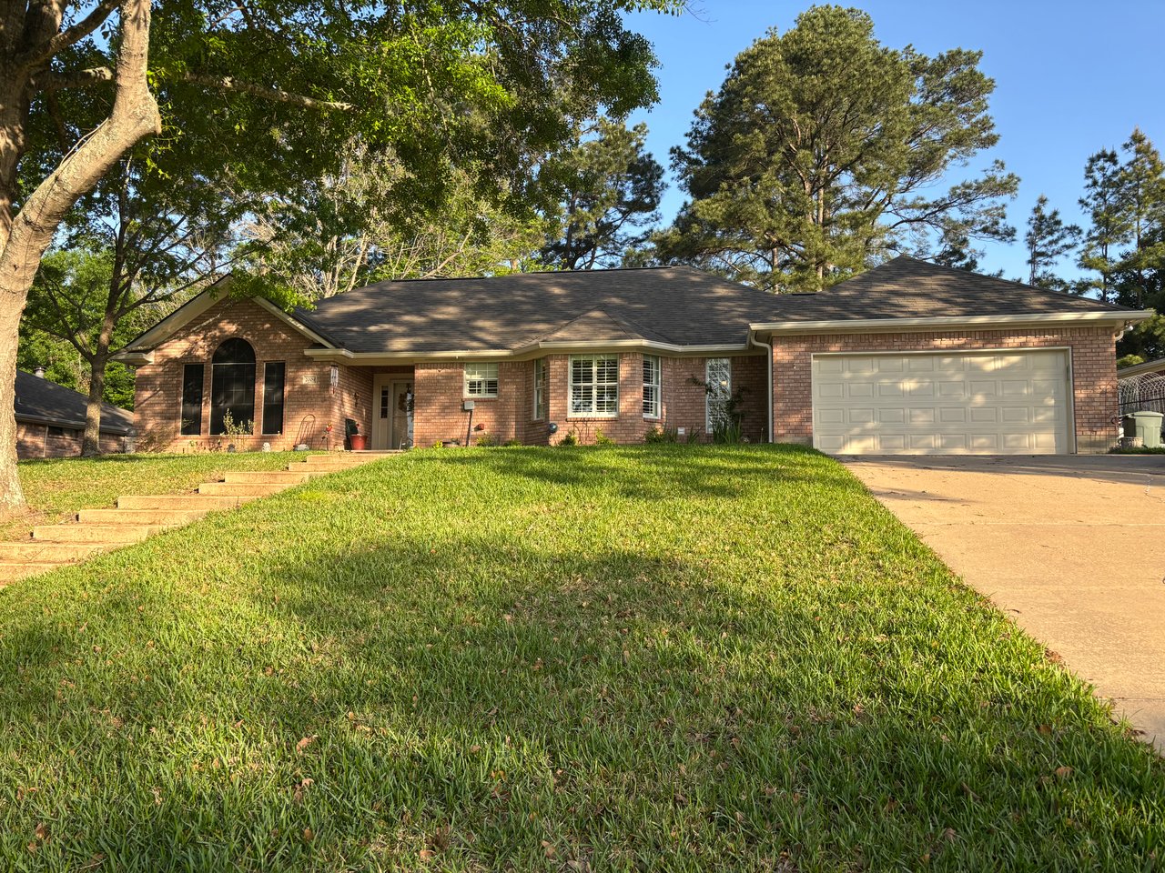 2009 Wickersham Dr.