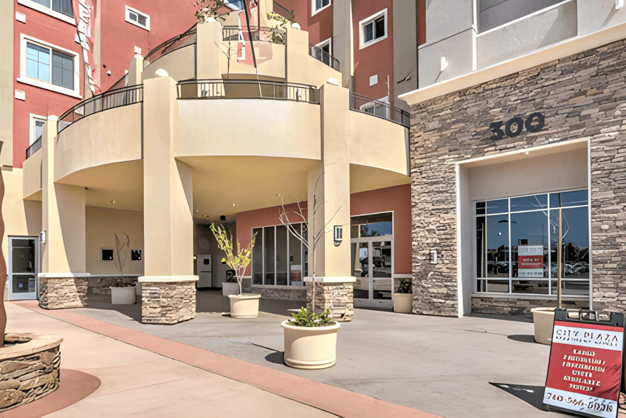 300-328 S. Escondido Blvd